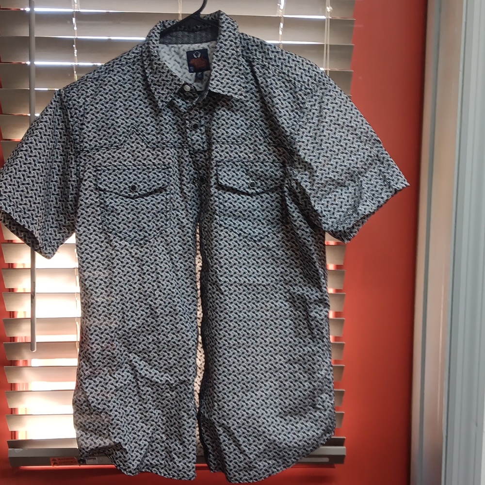 Men's Medium Moon Shine Spirits button down shirt.